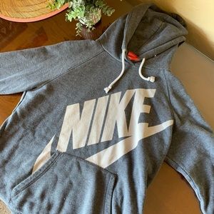 grey nike hoodie